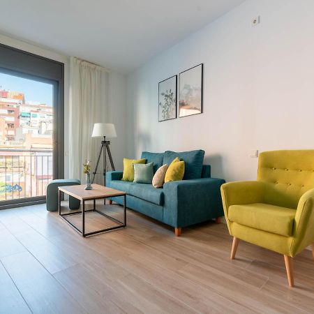 Limehome Barcelona Carrer De Besalu 90 - Estancia Temporal Exteriör bild