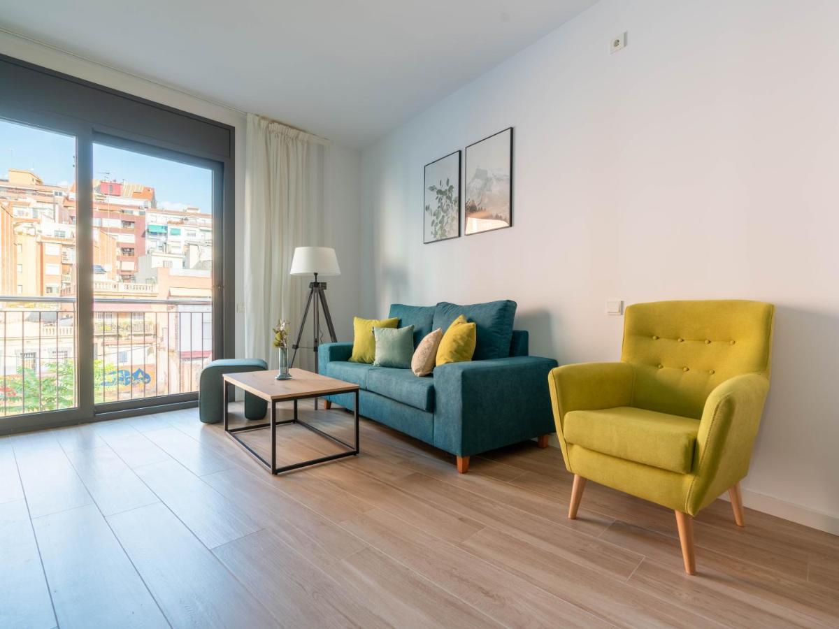 Limehome Barcelona Carrer De Besalu 90 - Estancia Temporal Exteriör bild