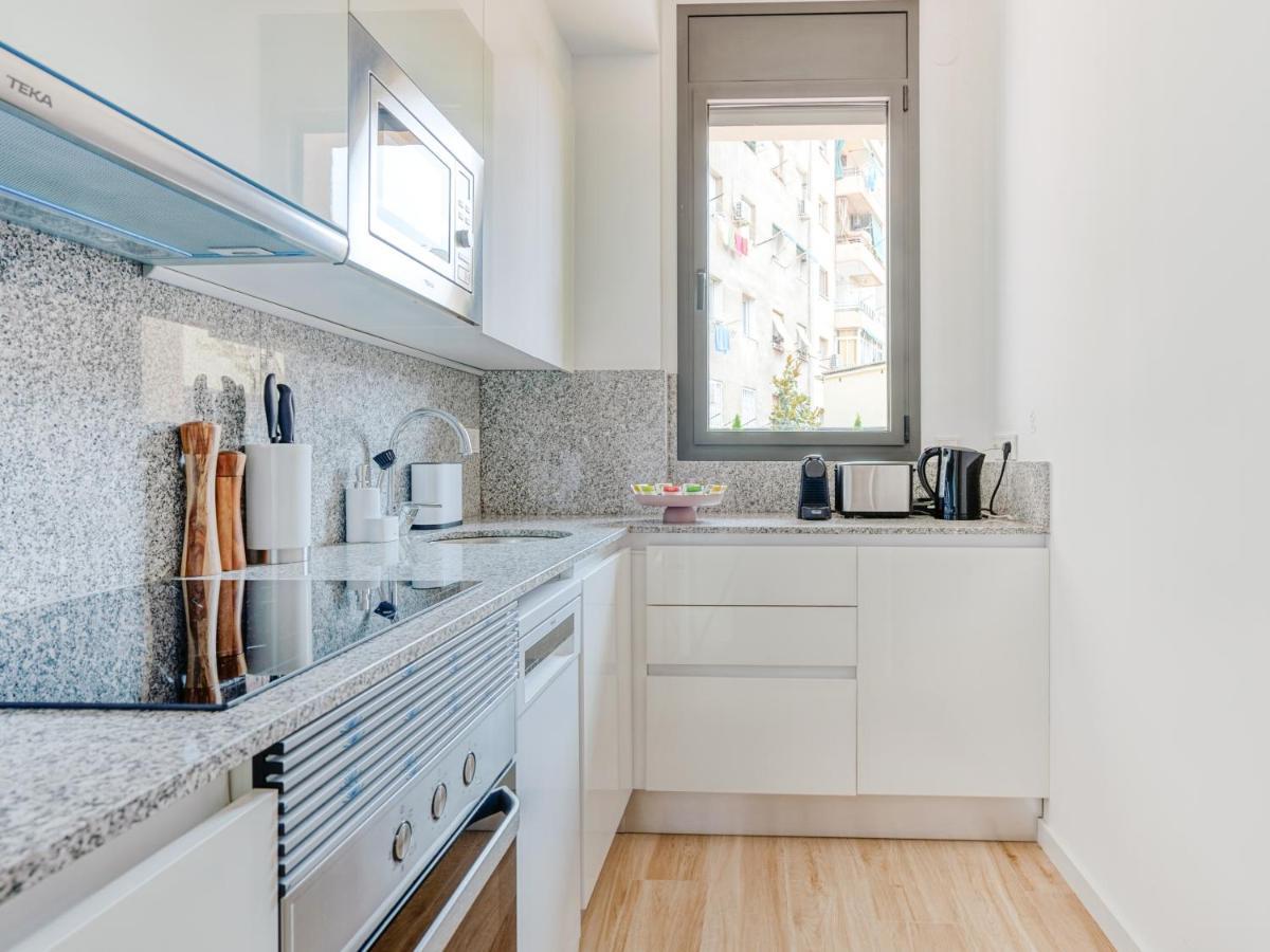 Limehome Barcelona Carrer De Besalu 90 - Estancia Temporal Exteriör bild