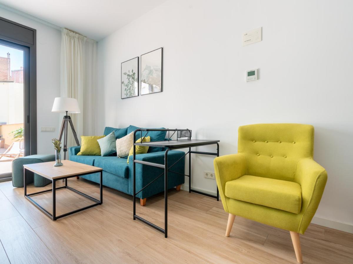 Limehome Barcelona Carrer De Besalu 90 - Estancia Temporal Exteriör bild